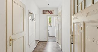 von_poll_real_estate_property_25331042_image_0