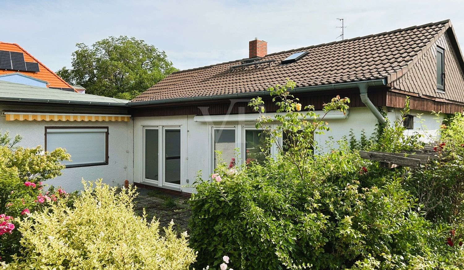 Gartenansicht OKAL & Bungalow