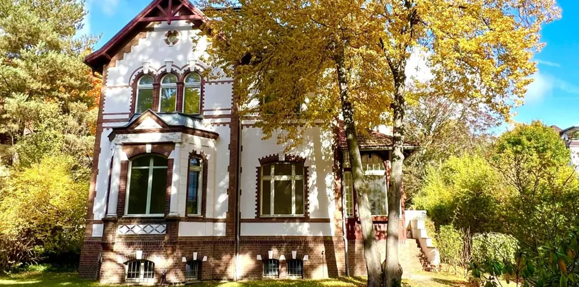 von Poll Immobilien GmbH