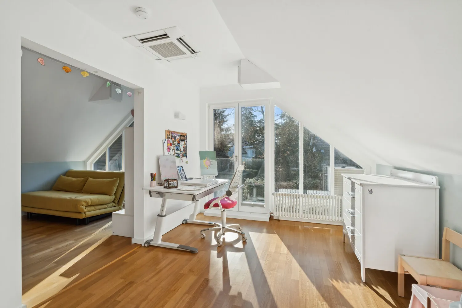 Freistehendes Einfamilienhaus im Herzen von Schlachtensee