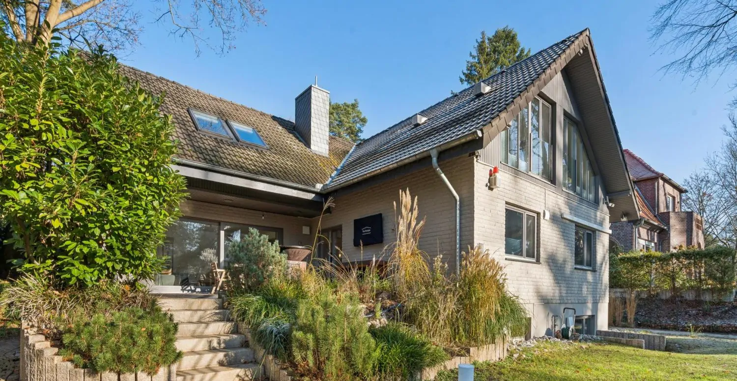 Freistehendes Einfamilienhaus im Herzen von Schlachtensee