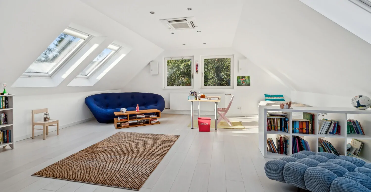 Freistehendes Einfamilienhaus im Herzen von Schlachtensee