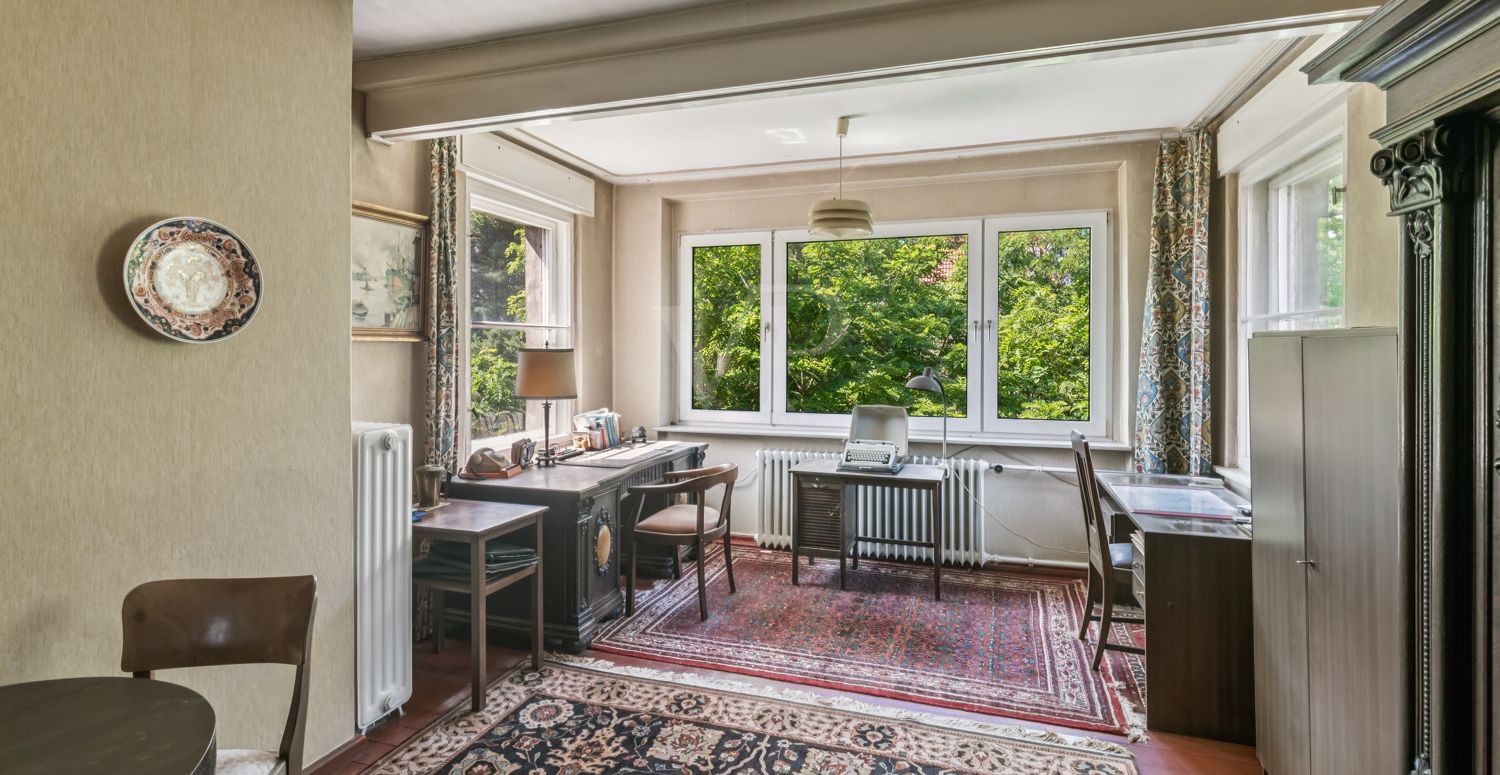 Arbeitszimmer