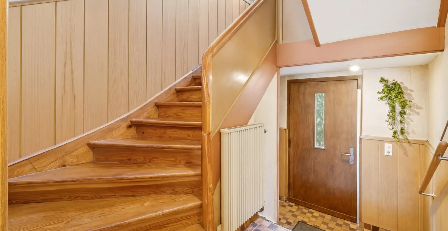 Treppenhaus KI bearbeitet