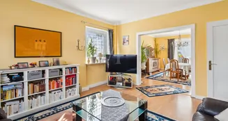 von_poll_real_estate_property_25331052_image_12