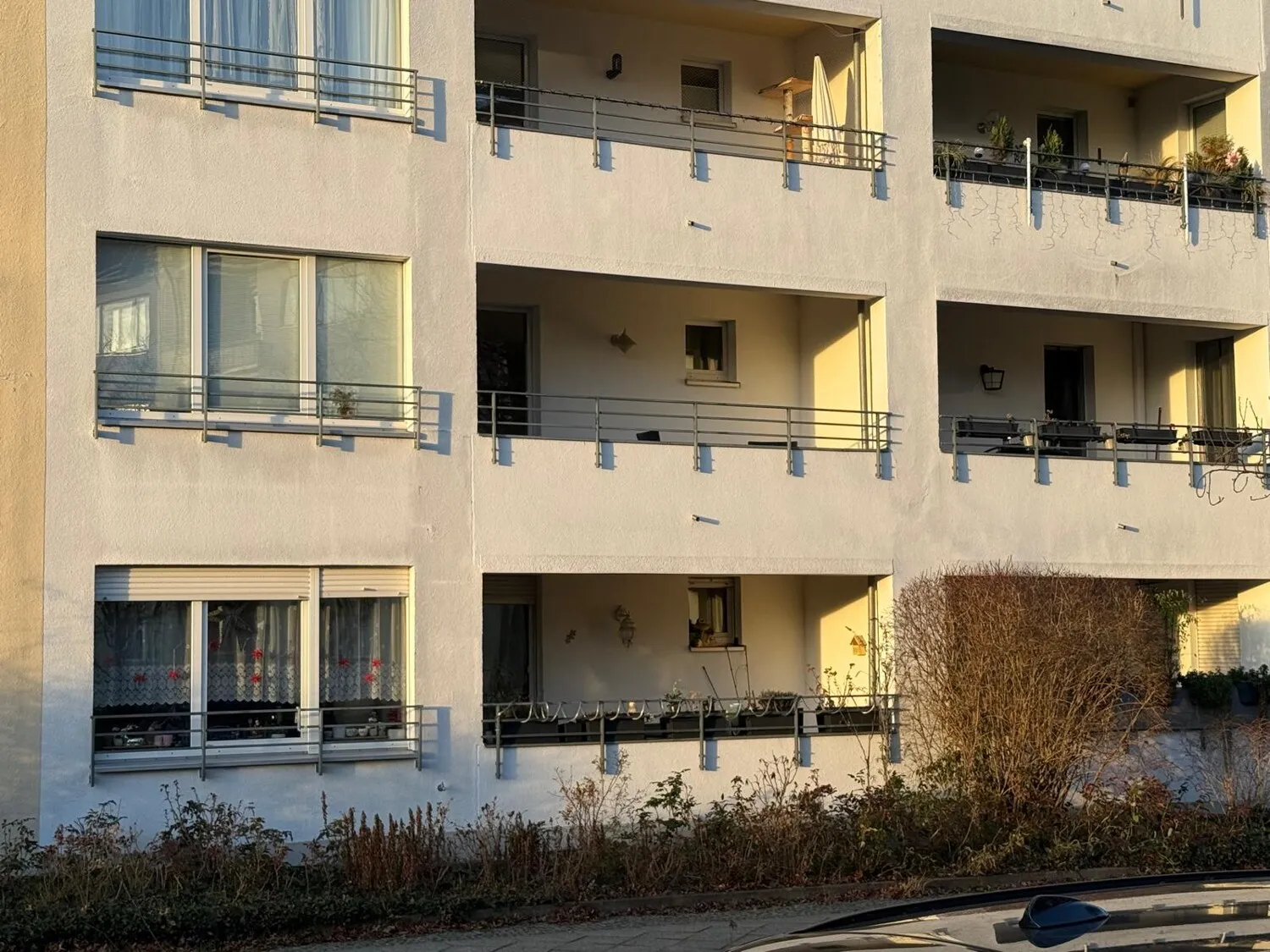 Außenansicht Wohnzimmer Loggia