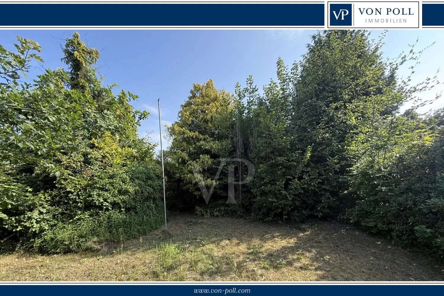 Großes sonniges Südgrundstück in zweiter Reihe