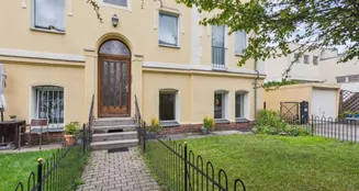 von_poll_real_estate_property_25331050S_image_0