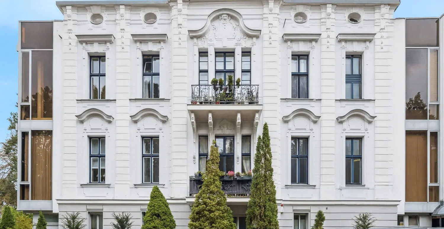 Einzigartiges Appartement im Grunewald in historischem Hotelambiente mit Blick auf den Königsee