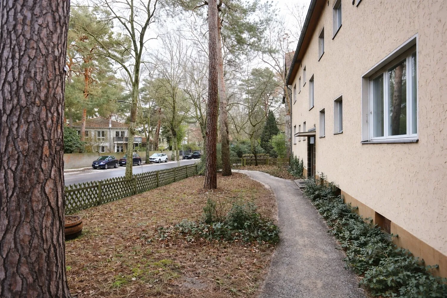 Schöne vermietete 1-Zimmer-Wohnung in Zehlendorf Nähe Mexikoplatz