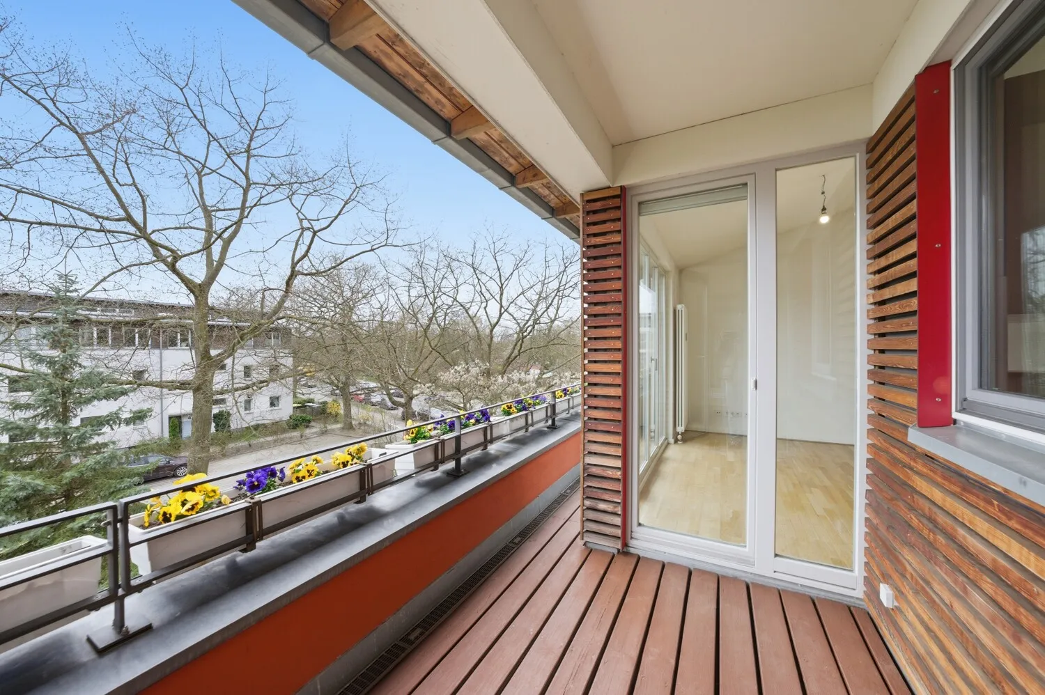Großzügige 5 Zimmer Wohnung in ruhiger Lage