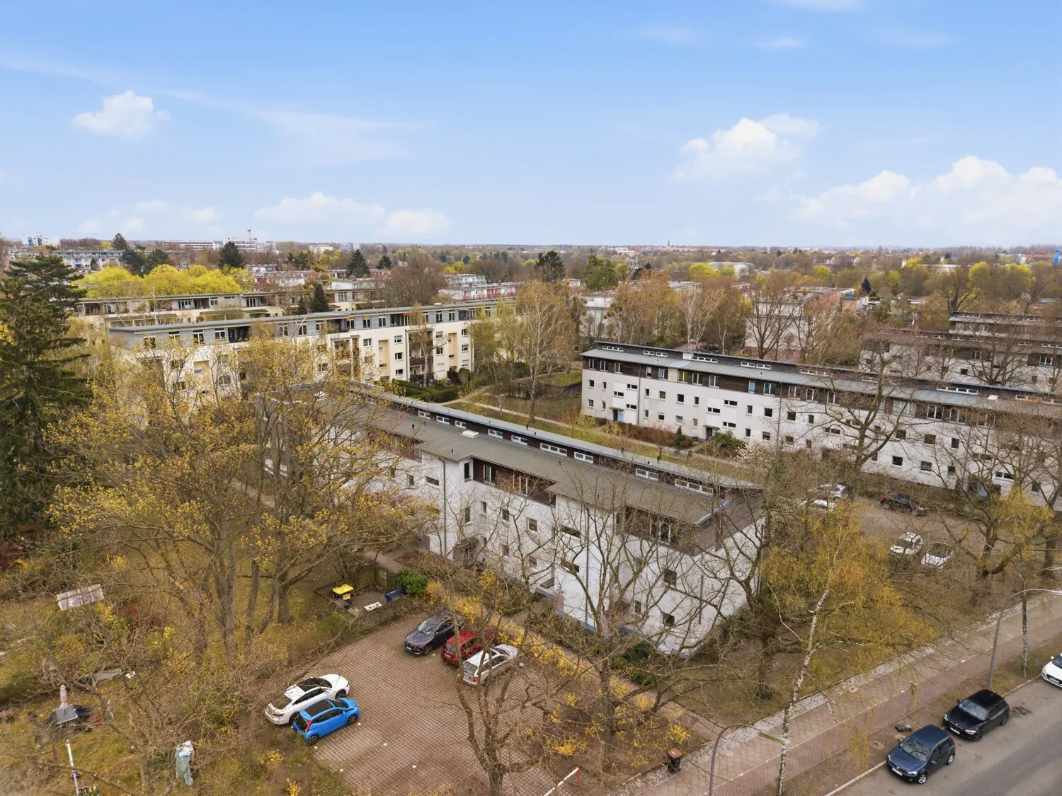 Großzügige 5 Zimmer Wohnung in ruhiger Lage