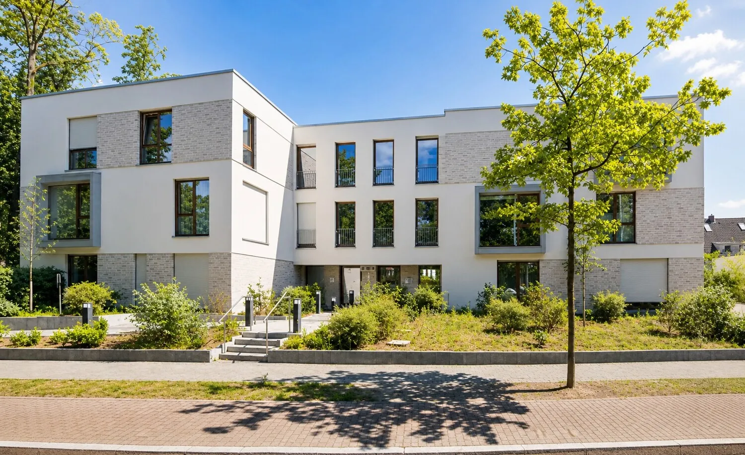 Hochwertige 2 Zimmer Gartenwohnung in Zehlendorf Nikolassee - Vermietet