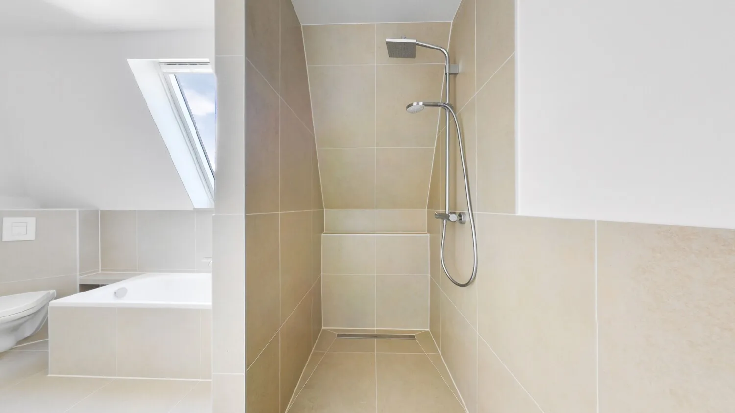 Dusche 2. OG