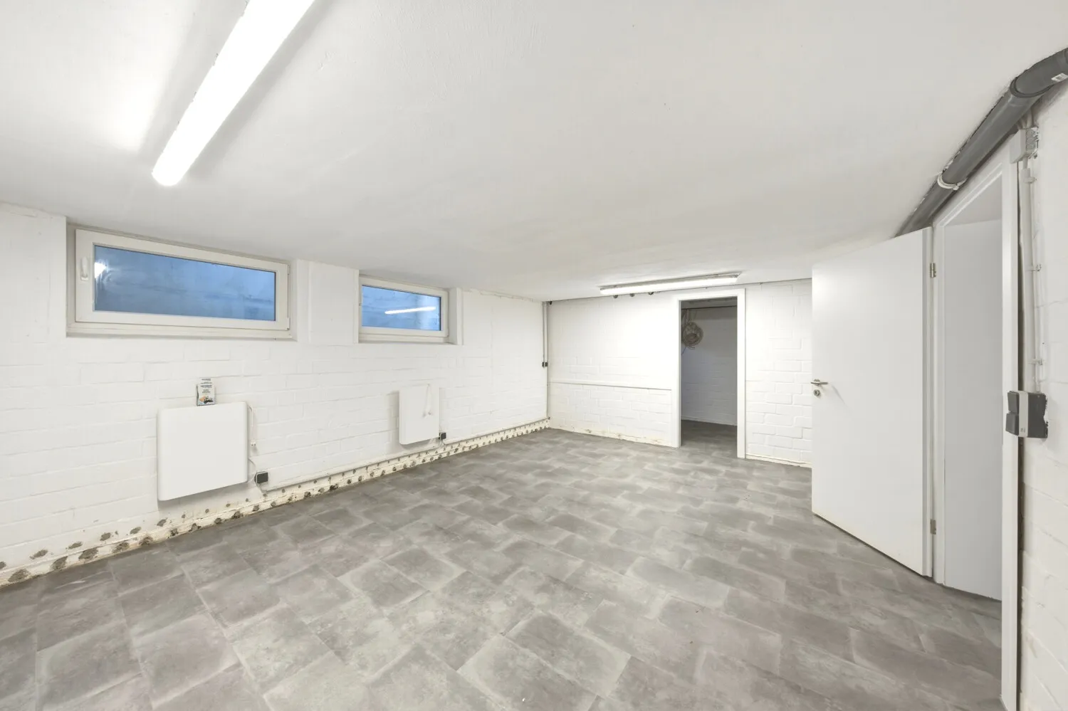 Komplett neu aufgebautes Reihenhaus in bester Zehlendorfer Lage mit Garten und Stellplatz
