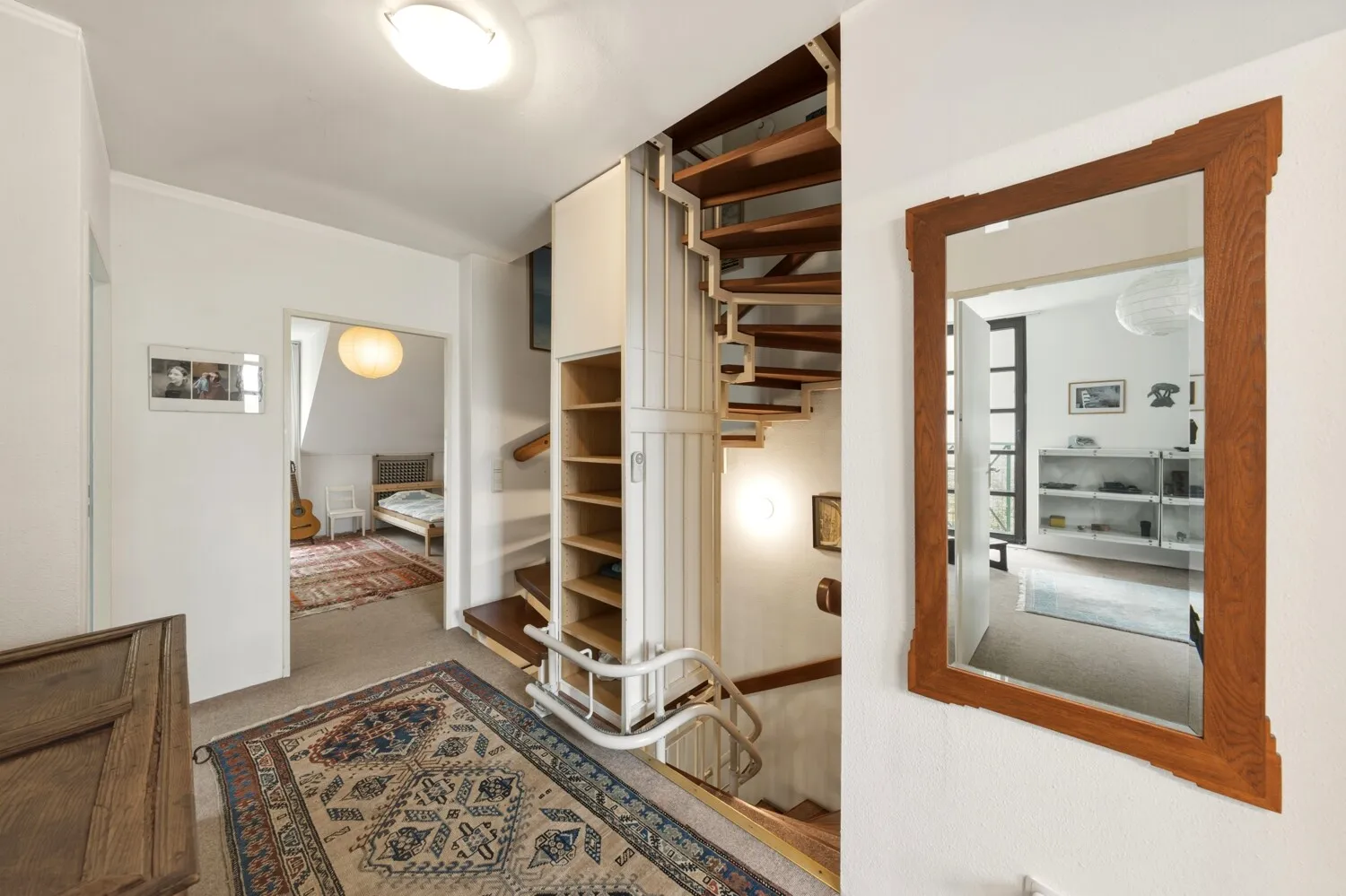 Reihenendhaus in Nikolassee mit bis zu 6 Zimmern und ca. 200m² Wohn-Nutzfläche