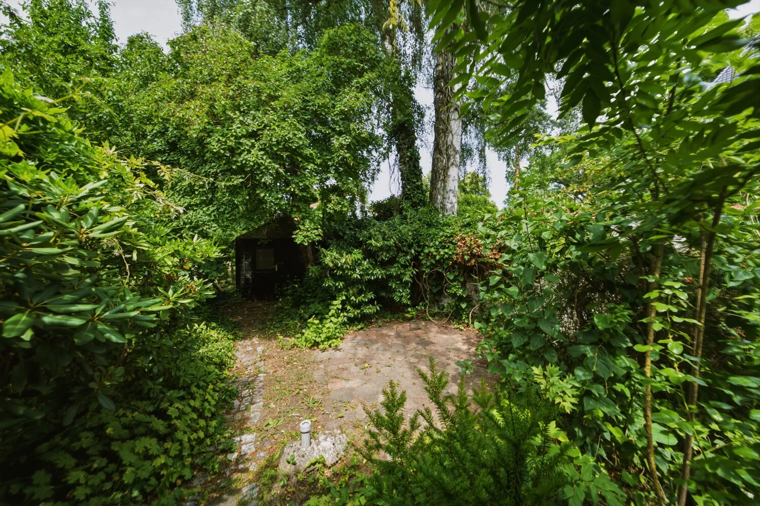 Reihenendhaus in Nikolassee mit bis zu 6 Zimmern und ca. 200m² Wohn-Nutzfläche