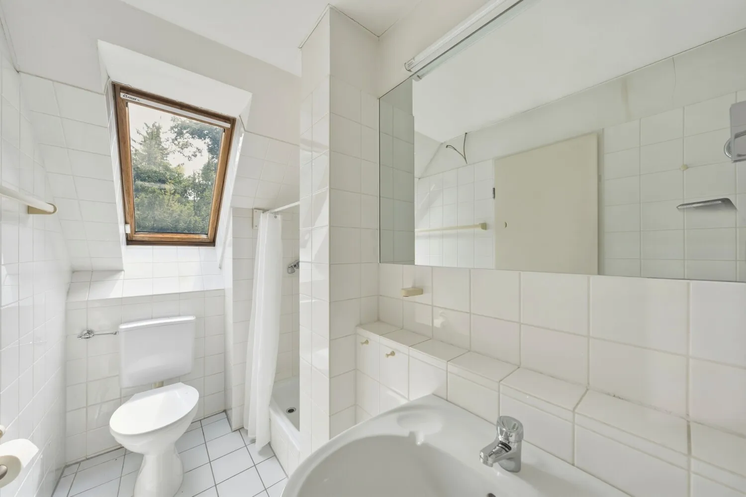 Reihenendhaus in Nikolassee mit bis zu 6 Zimmern und ca. 200m² Wohn-Nutzfläche
