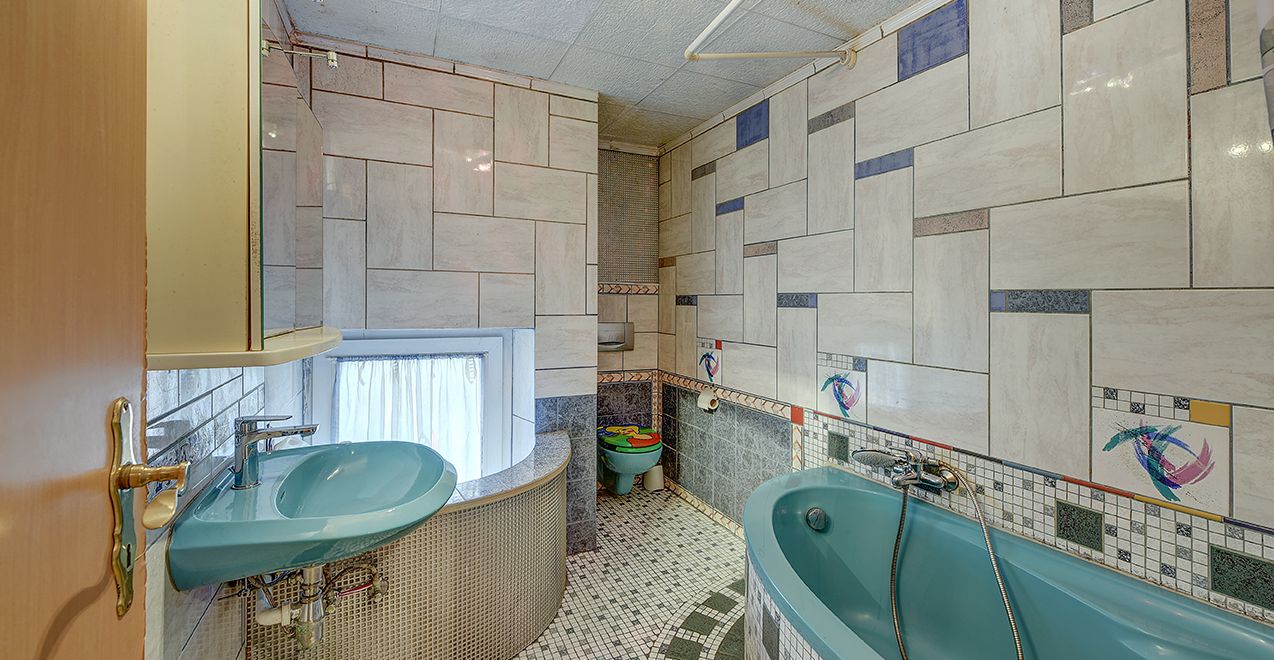 Badezimmer 1. OG