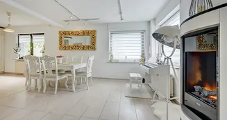 von_poll_real_estate_property_25227492_image_13