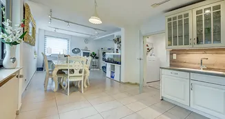 von_poll_real_estate_property_25227492_image_6