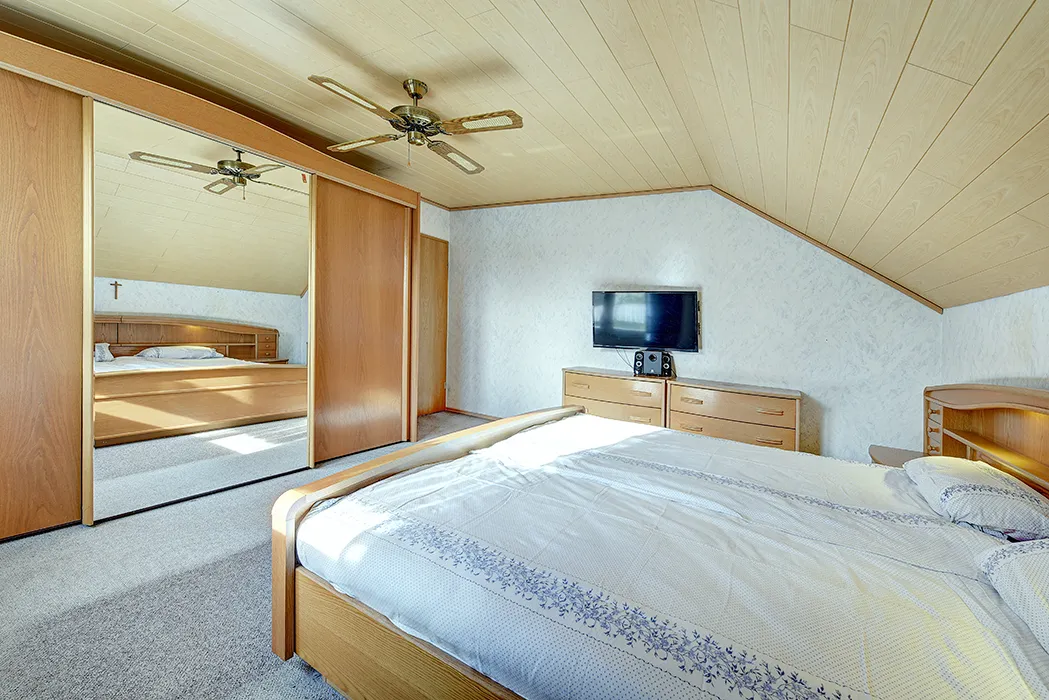 Schlafzimmer / Obergeschoss
