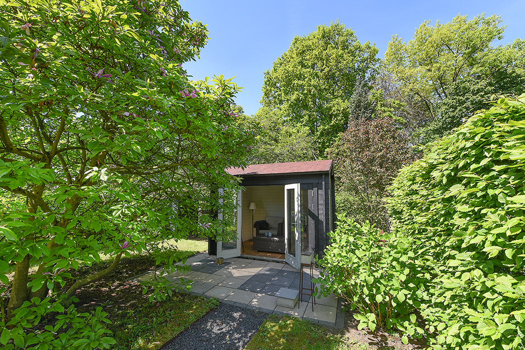 Terrasse / Gartenhaus