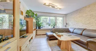 von_poll_real_estate_property_25227477_image_1