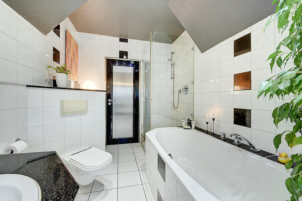 Badezimmer / Spitzboden