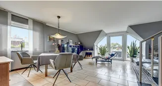 von_poll_real_estate_property_25227503_image_0