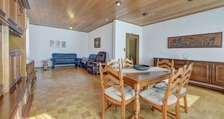 von_poll_real_estate_property_252272482_image_9