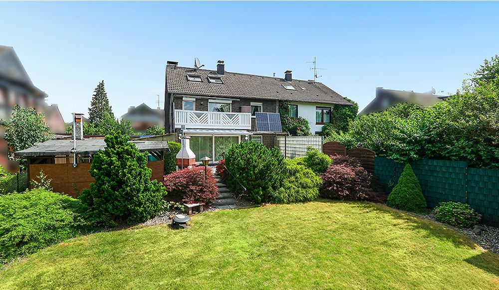 VON POLL IMMOBILIEN