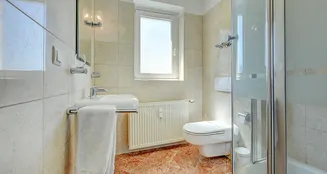 von_poll_real_estate_property_25227488_image_12