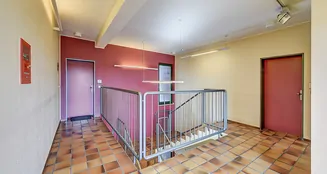 von_poll_real_estate_property_25227479a_image_2