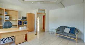 von_poll_real_estate_property_25227479a_image_13