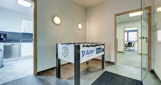 von_poll_real_estate_property_25227484_image_4