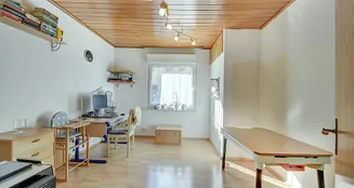 von_poll_real_estate_property_252272482a_image_5