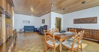 von_poll_real_estate_property_252272482a_image_9