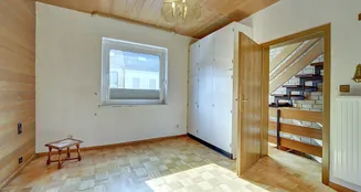 von_poll_real_estate_property_252272482a_image_11