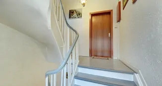 von_poll_real_estate_property_252272482a_image_13