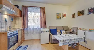 von_poll_real_estate_property_252272482a_image_14