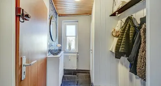 von_poll_real_estate_property_252272482a_image_15