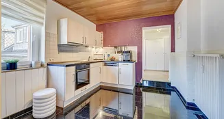 von_poll_real_estate_property_252272482a_image_16