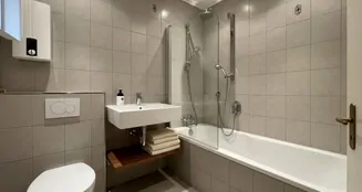 von_poll_real_estate_property_26227515_image_7