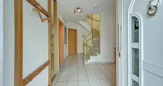 von_poll_real_estate_property_25227507_image_2