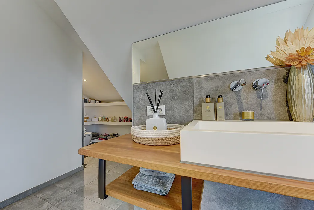 Badezimmer / Spitzboden