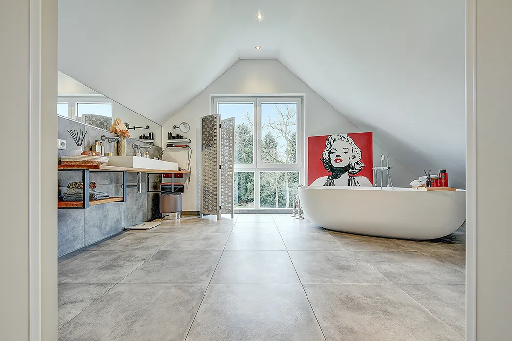 Badezimmer / Spitzboden