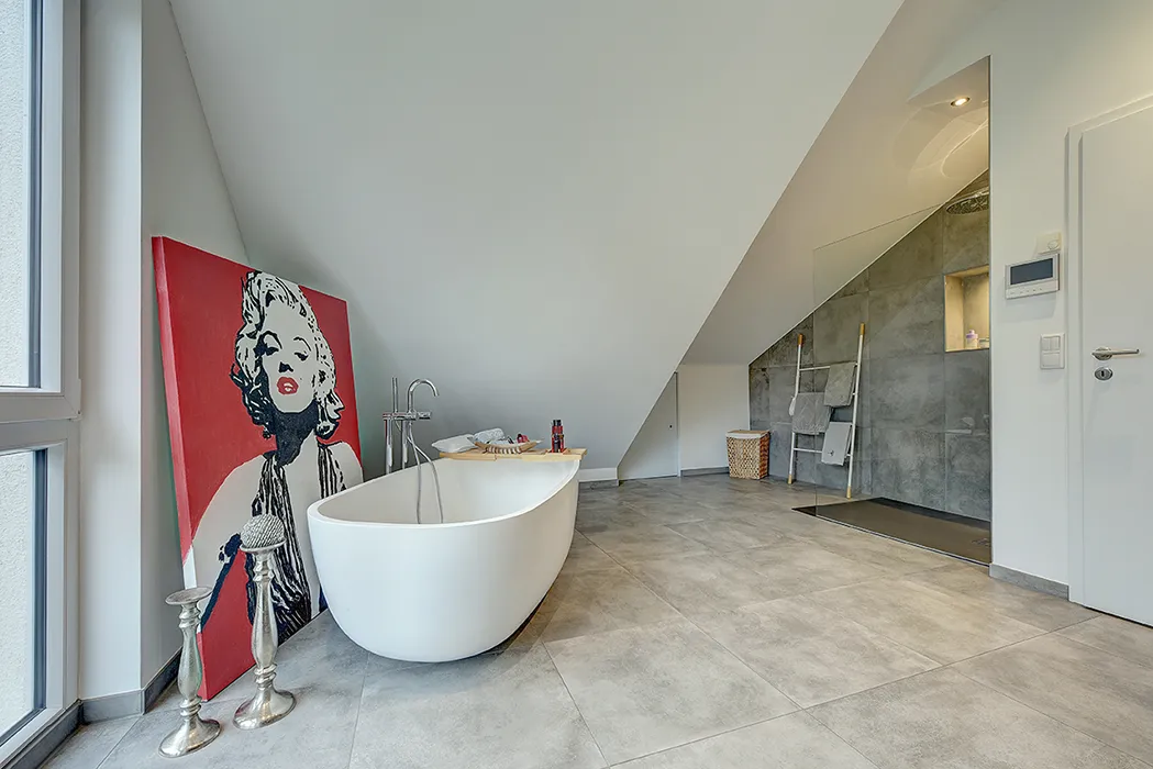 Badezimmer / Spitzboden