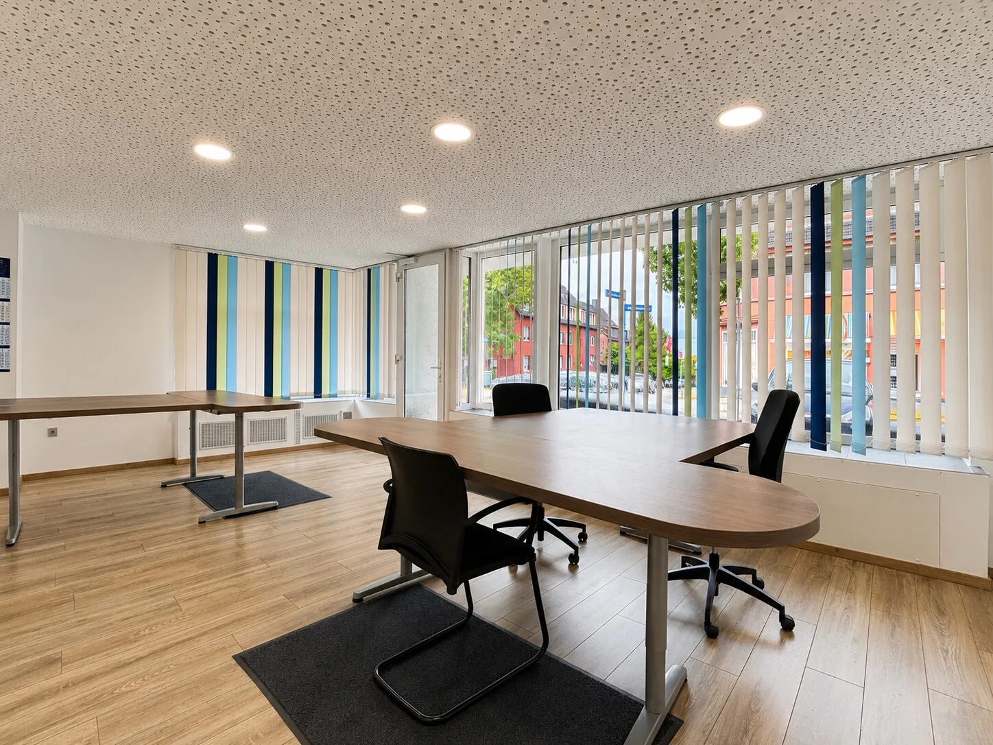 Büro- Verkaufsfläche