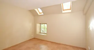 von_poll_real_estate_property_23154024_image_24